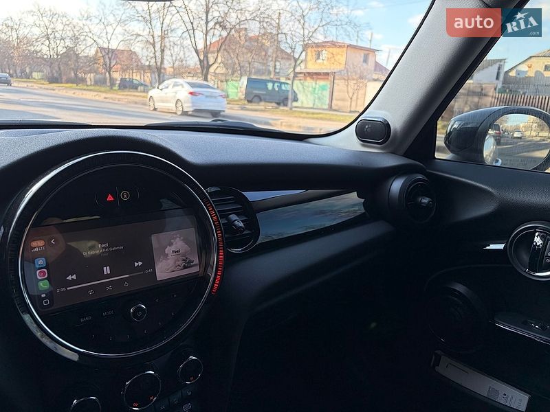 Хетчбек MINI Cooper 2024 в Одесі