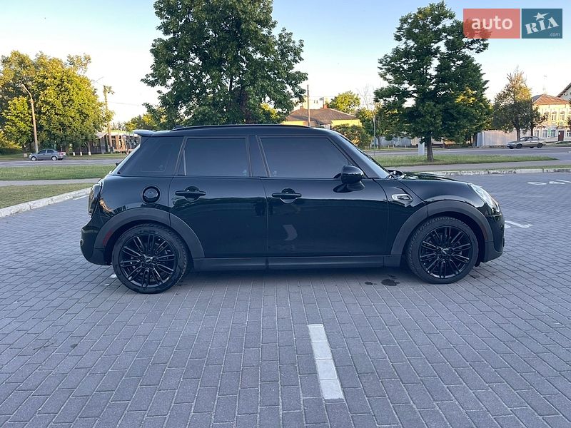 Хетчбек MINI Cooper 2015 в Харкові