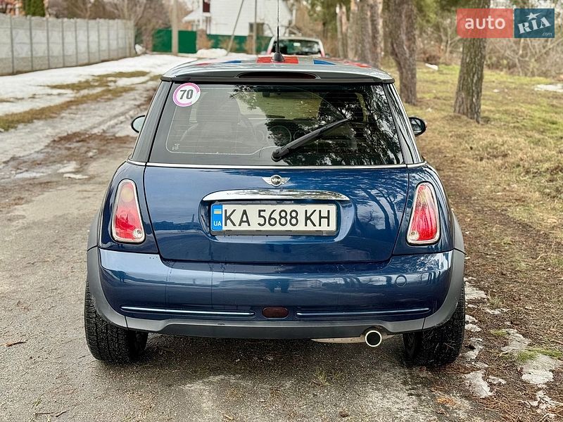 Хэтчбек MINI Cooper 2006 в Киеве