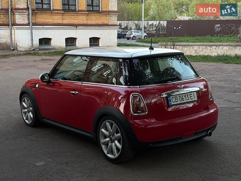Хэтчбек MINI Cooper 2008 в Чернигове