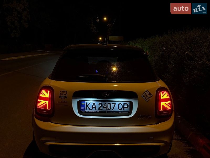 Хетчбек MINI Cooper 2015 в Києві