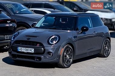 Хетчбек MINI Cooper 2016 в Києві
