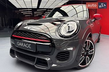 Хэтчбек MINI Cooper 2019 в Киеве