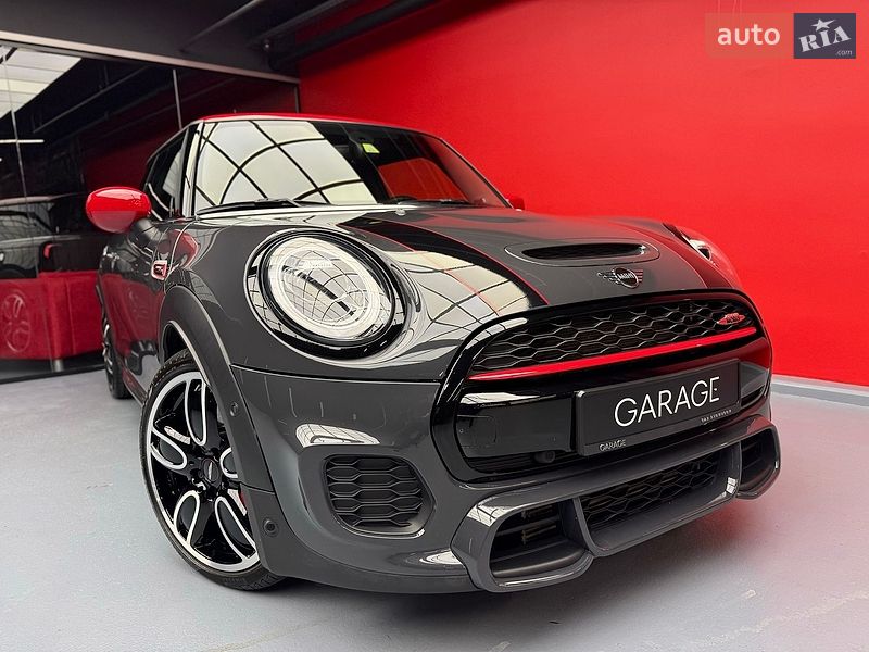 Хэтчбек MINI Cooper 2019 в Киеве