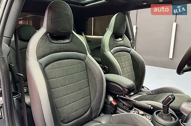 Хэтчбек MINI Cooper 2019 в Киеве