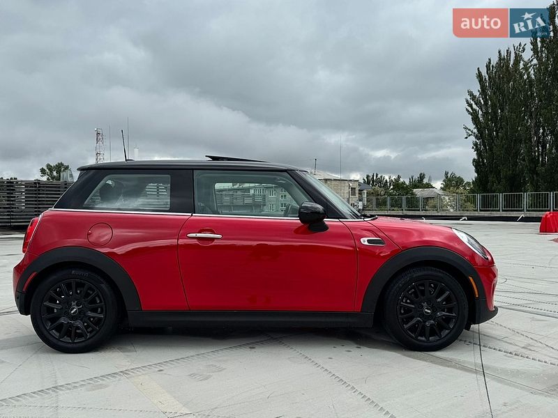 Хетчбек MINI Cooper 2018 в Києві