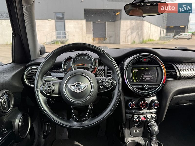 Хетчбек MINI Cooper 2015 в Києві