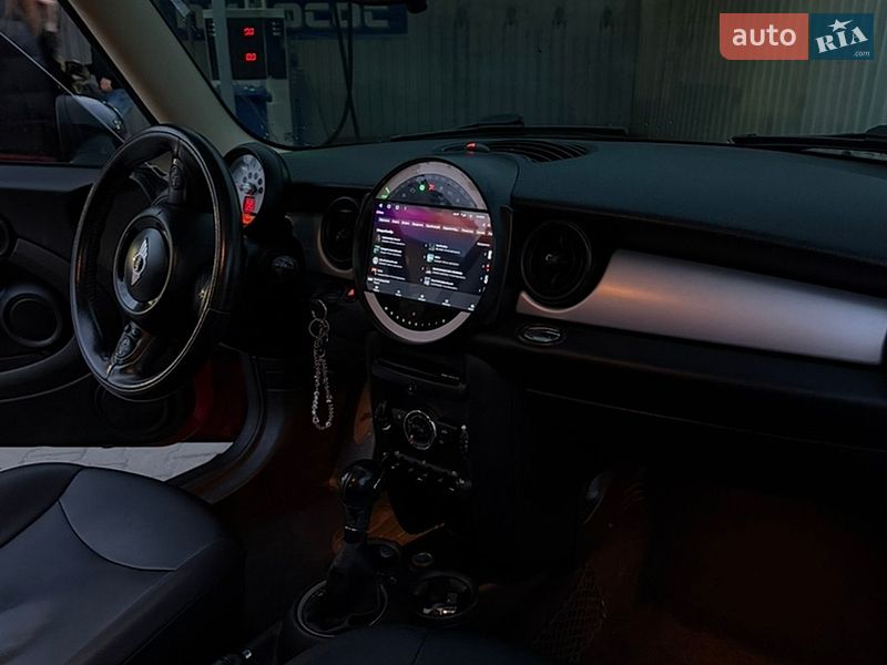 Хэтчбек MINI Cooper 2011 в Хмельницком