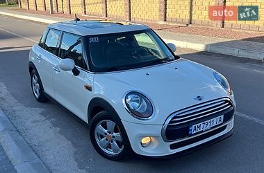 Хетчбек MINI Cooper 2014 в Житомирі