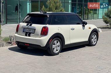 Хэтчбек MINI Cooper 2014 в Хмельницком