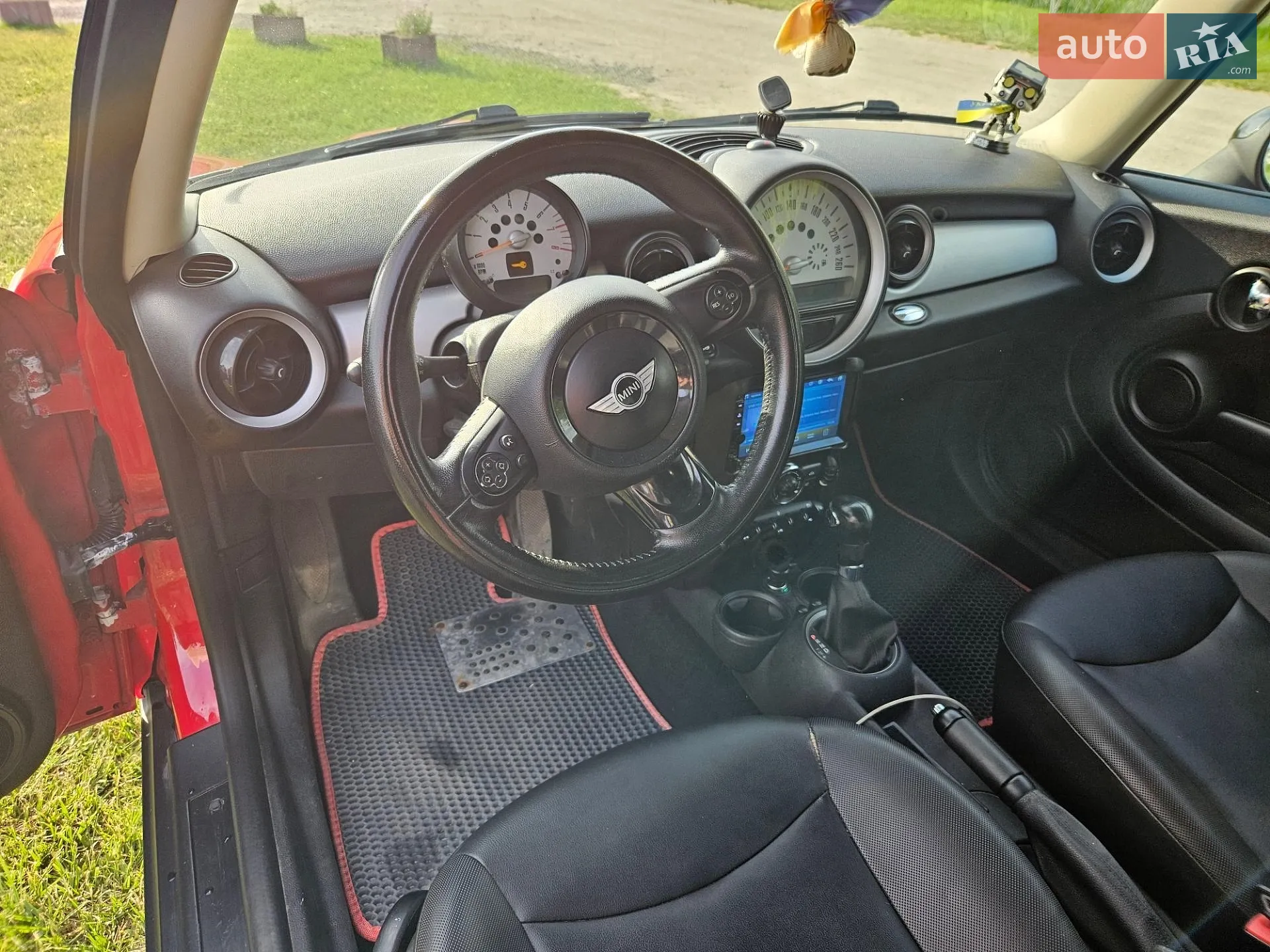 2012 MINI Cooper - мініатюра 15