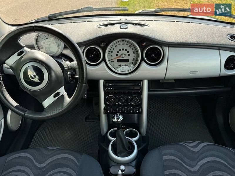 Хетчбек MINI Cooper 2001 в Корюківці
