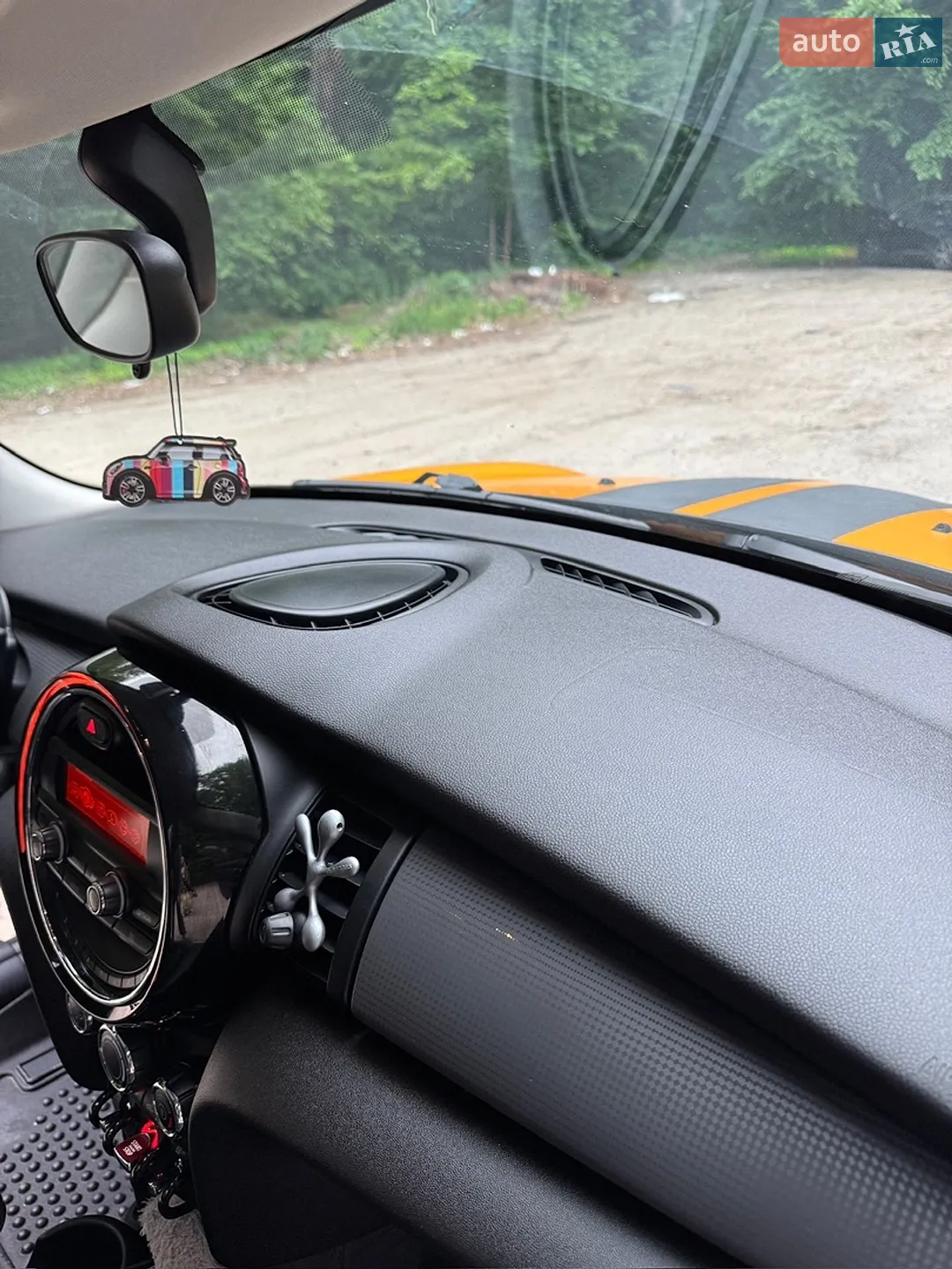 2014 MINI Cooper - мініатюра 23