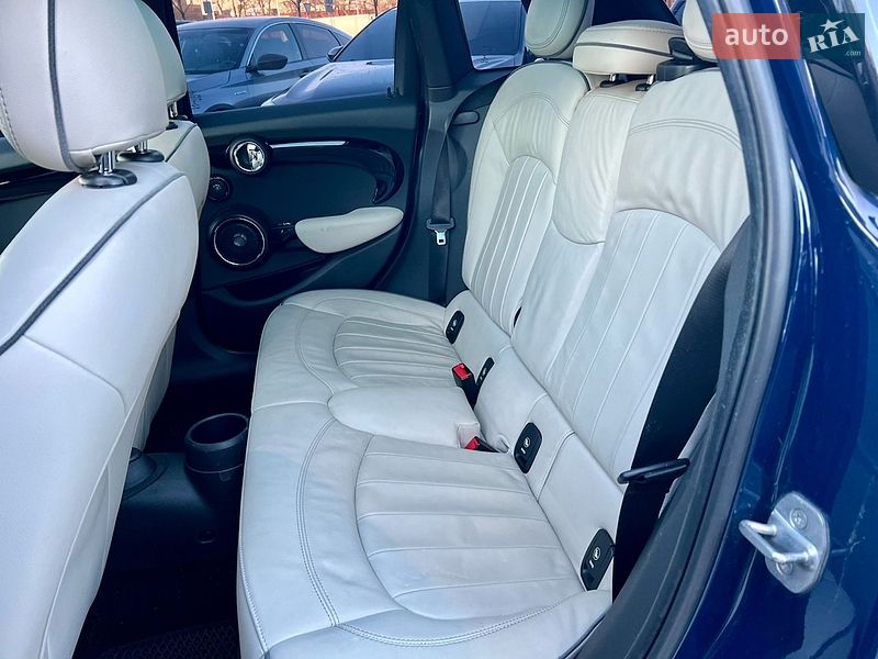 Хэтчбек MINI Cooper 2018 в Киеве фото 47 Хэтчбек MINI Cooper 2018 в Киеве