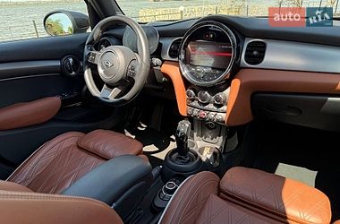 Хэтчбек MINI Cooper 2021 в Николаеве