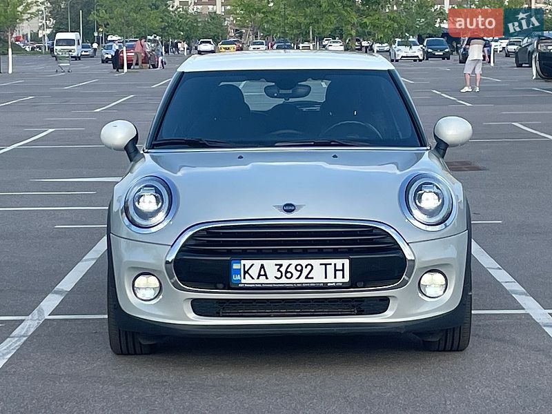 Хетчбек MINI Cooper 2018 в Києві