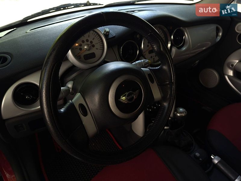 Хэтчбек MINI Cooper 2005 в Киеве