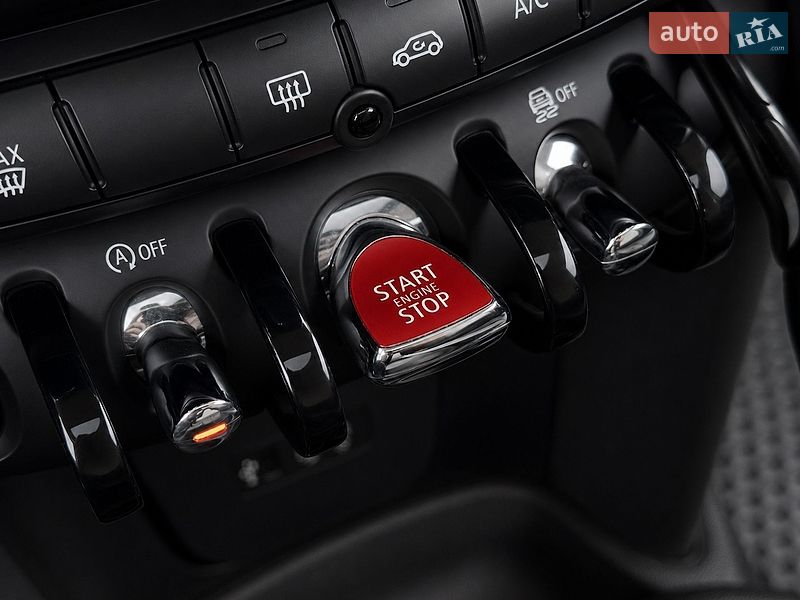 Хетчбек MINI Cooper 2017 в Києві