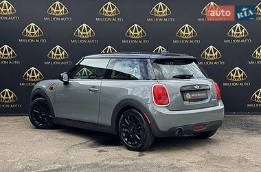 Хетчбек MINI Cooper 2017 в Києві