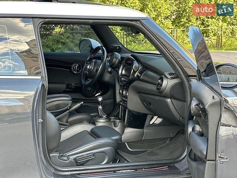 Хетчбек MINI Cooper 2018 в Пісочині