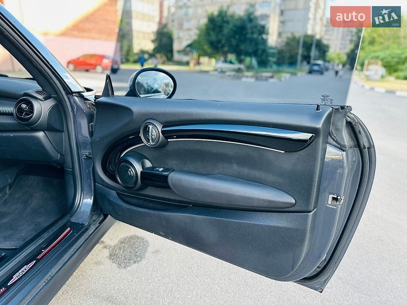 Хетчбек MINI Cooper 2018 в Пісочині