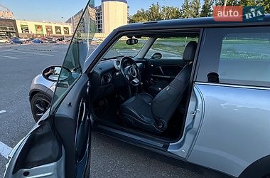 Хэтчбек MINI Cooper 2004 в Киеве