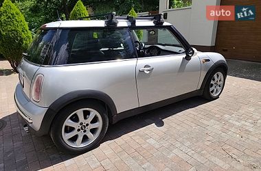 Хэтчбек MINI Cooper 2002 в Киеве