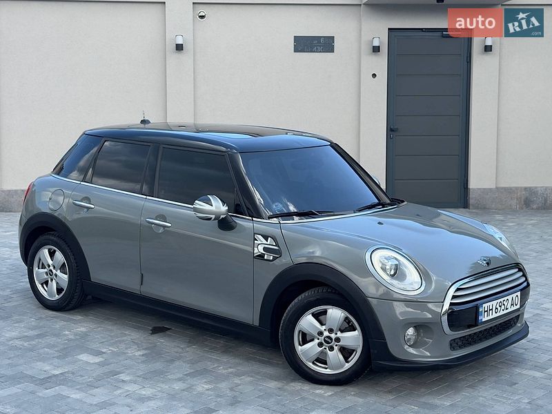 Хэтчбек MINI Cooper 2015 в Одессе