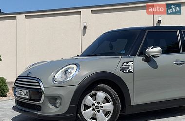 Хэтчбек MINI Cooper 2015 в Одессе