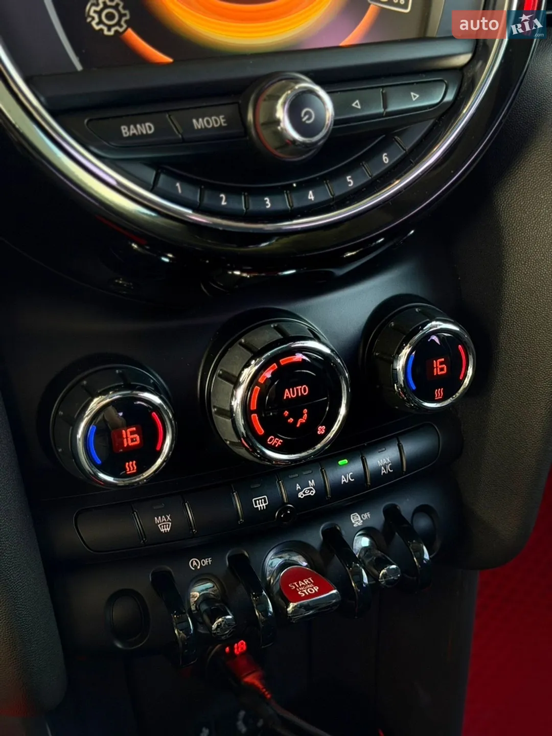 2016 MINI Cooper - мініатюра 17