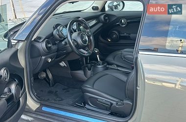 Хэтчбек MINI Cooper 2018 в Виноградове