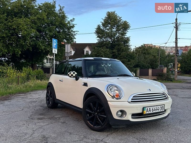 Хэтчбек MINI Cooper 2007 в Киеве фото Хэтчбек MINI Cooper 2007 в Киеве