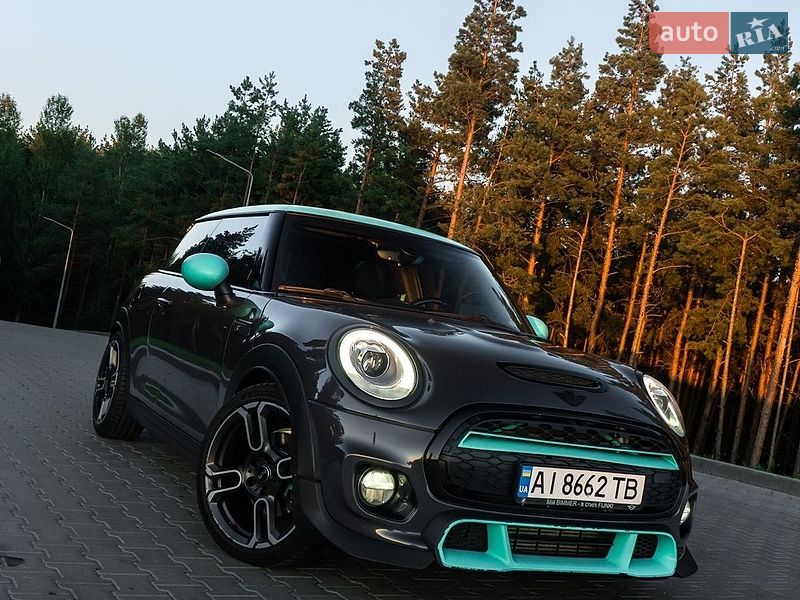 Хэтчбек MINI Cooper 2015 в Вышгороде