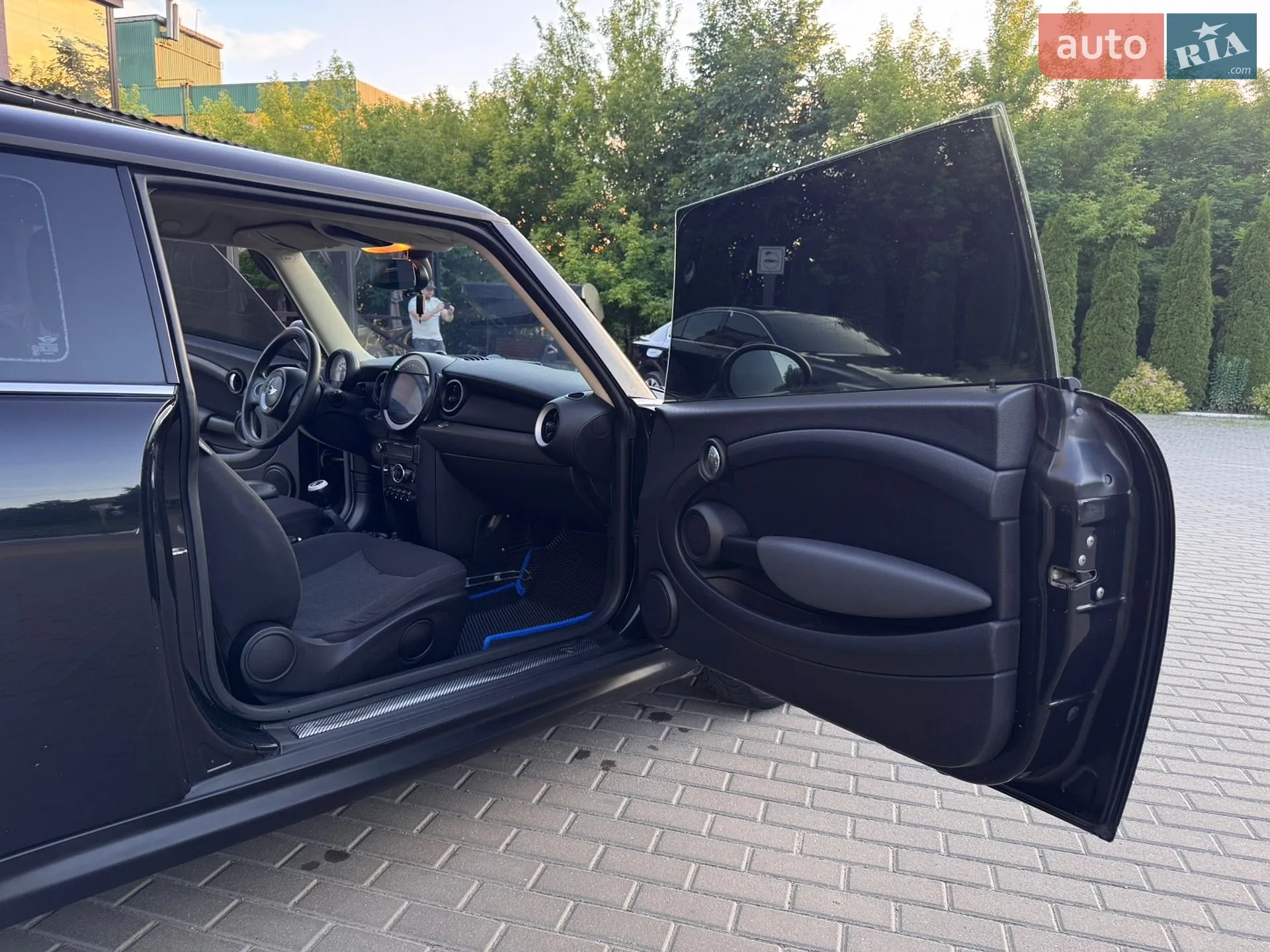 2011 MINI Cooper - мініатюра 12
