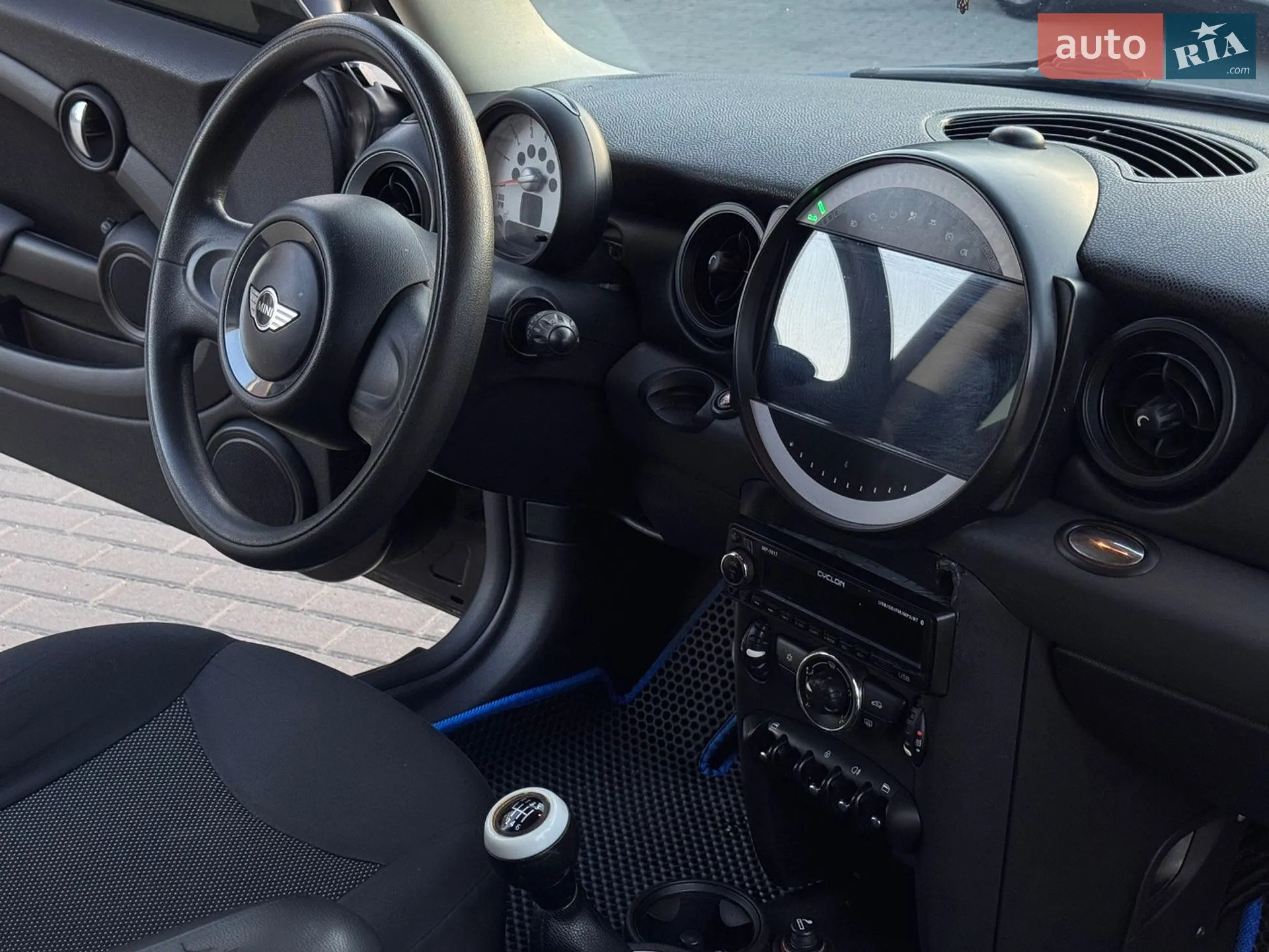 2011 MINI Cooper - мініатюра 16
