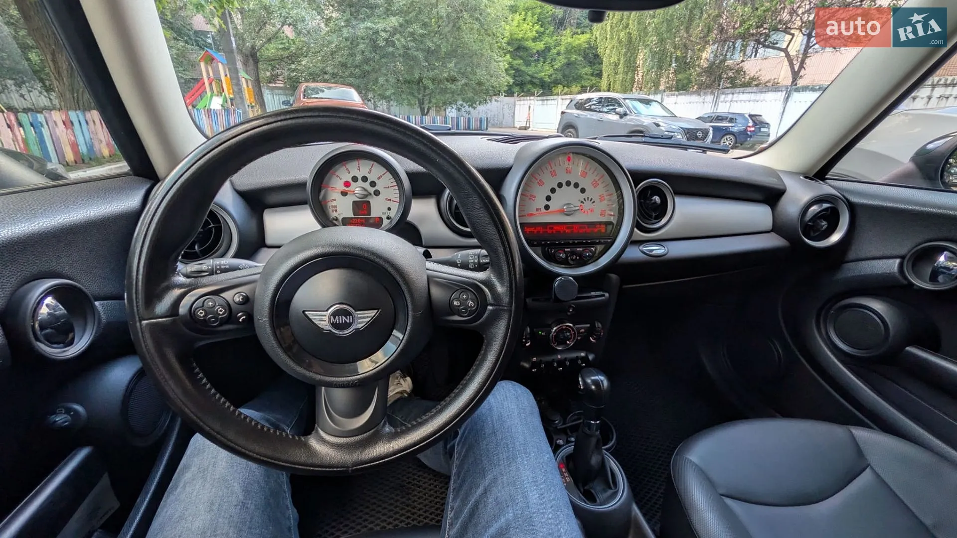 2013 MINI Cooper - мініатюра 12