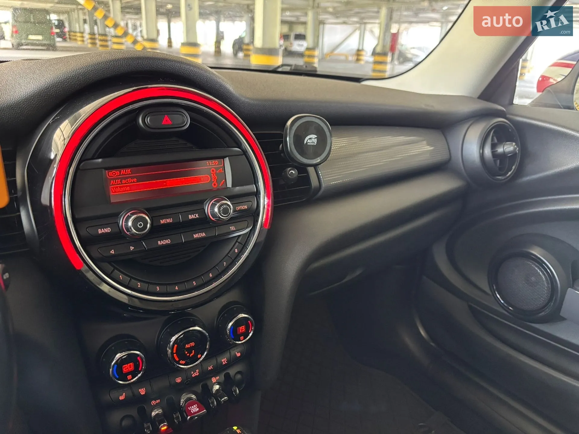 2014 MINI Cooper - мініатюра 10