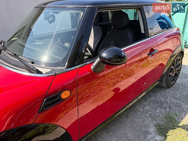 Хэтчбек MINI Cooper 2011 в Каменском фото 6 Хэтчбек MINI Cooper 2011 в Каменском