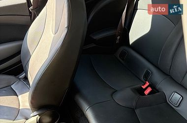 Хэтчбек MINI Cooper 2011 в Каменском фото 9 Хэтчбек MINI Cooper 2011 в Каменском