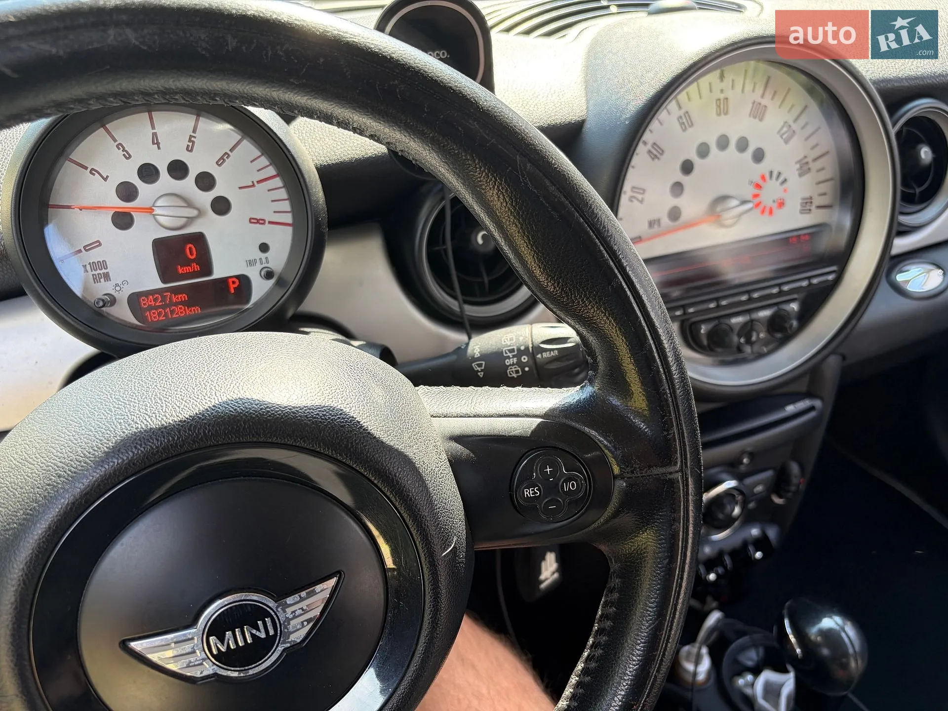 2011 MINI Cooper - мініатюра 10