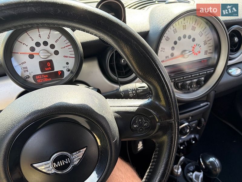 Хэтчбек MINI Cooper 2011 в Каменском фото 10 Хэтчбек MINI Cooper 2011 в Каменском