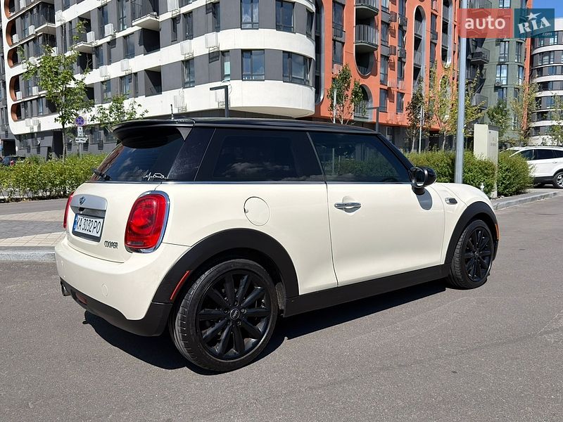 Хетчбек MINI Cooper 2015 в Києві