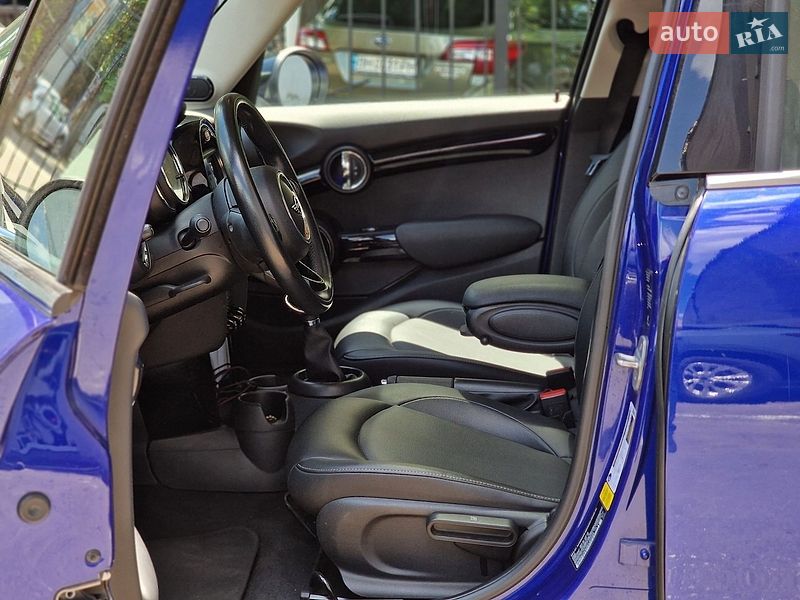 Хэтчбек MINI Cooper 2018 в Одессе
