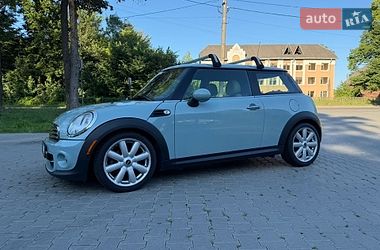 Хэтчбек MINI Cooper 2013 в Дрогобыче