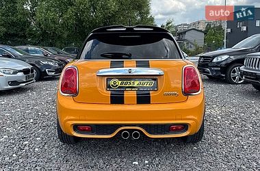 Хэтчбек MINI Cooper 2016 в Львове