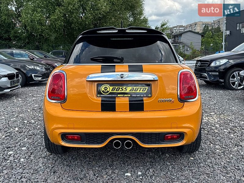 Хэтчбек MINI Cooper 2016 в Львове