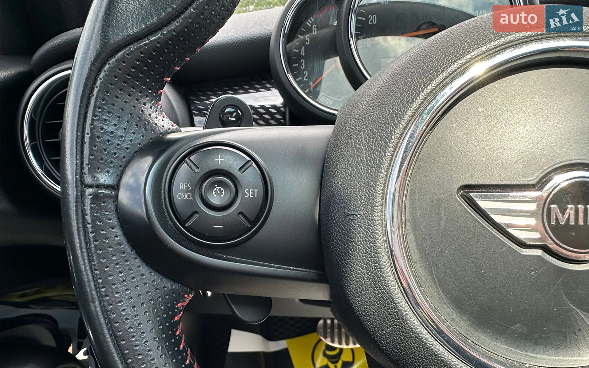 2016 MINI Cooper - мініатюра 10