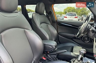 Хэтчбек MINI Cooper 2016 в Львове