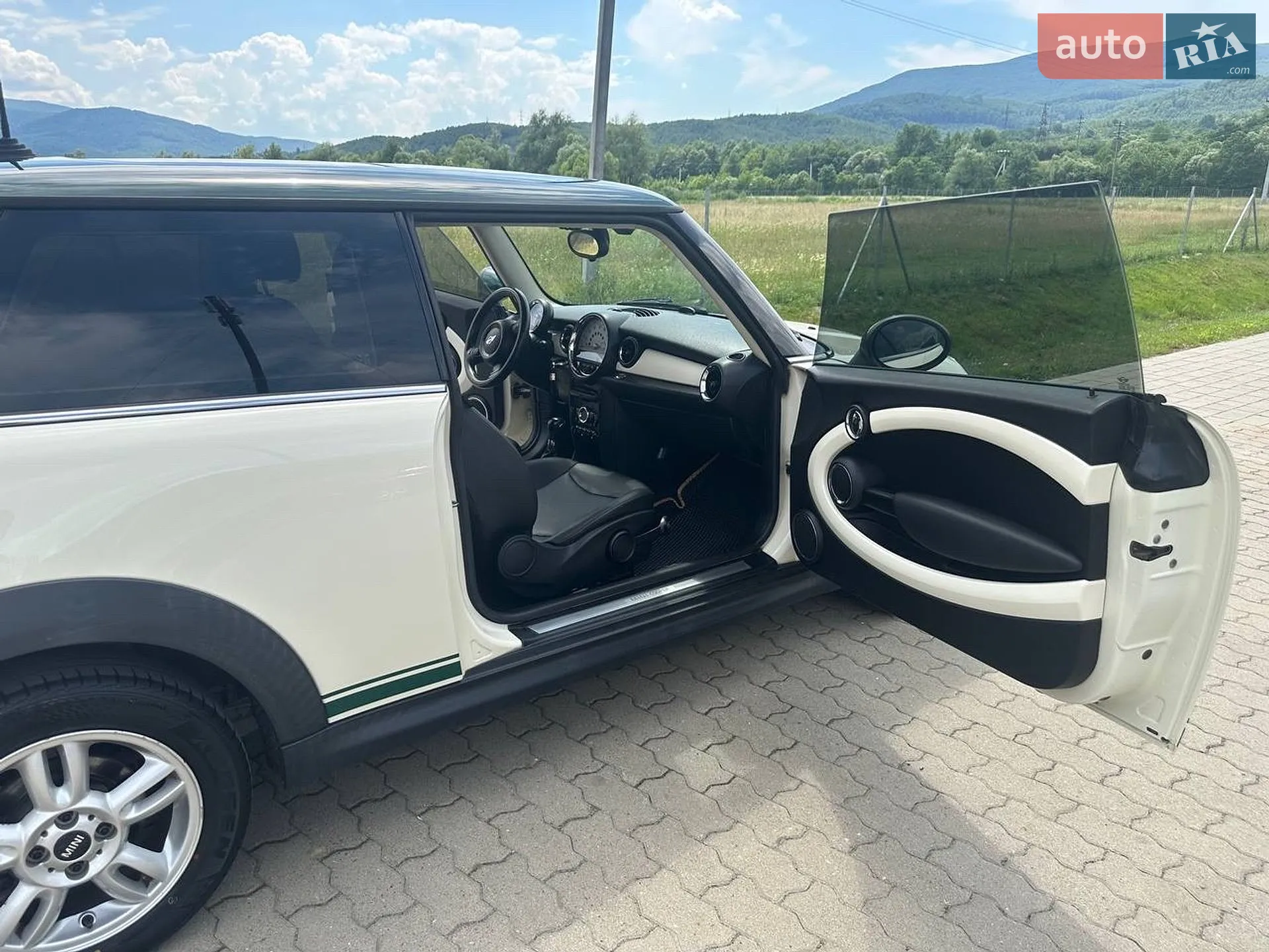 2013 MINI Cooper - мініатюра 15