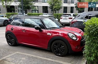 Хэтчбек MINI Cooper 2018 в Киеве